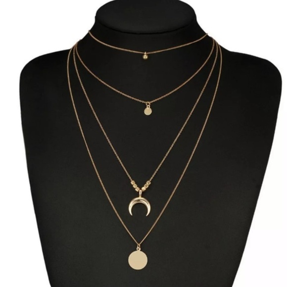 NWT Layered 4-strand Gold Double Horn Necklace - Picture 3 of 8